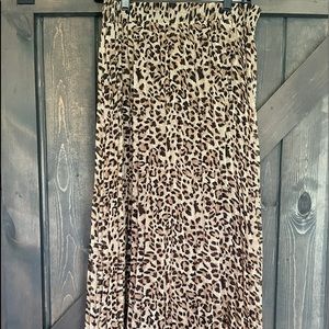 🍩👑CHEETAH PRINT PLEATED MAXI SKIRT👑🍩